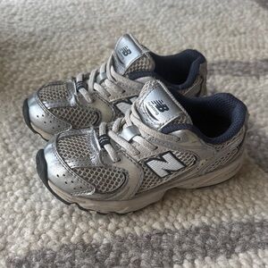 New Balance 530 Silver and Navy - Toddler Size 9